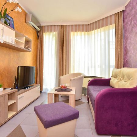 בודווה Apartment Golden Lavender מראה חיצוני תמונה